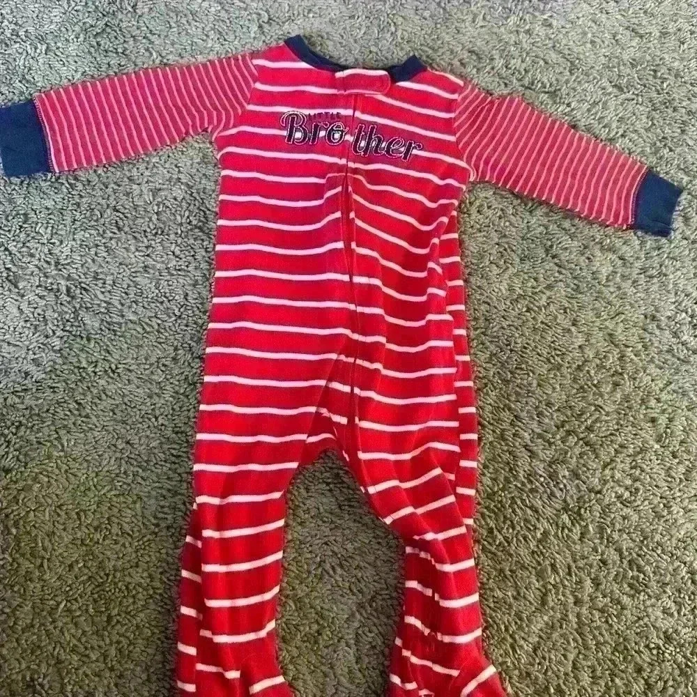 Carters sleep and play.